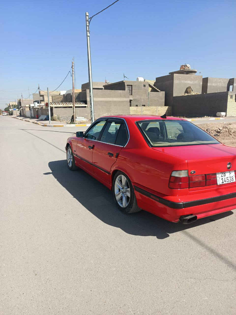 ​#للبيع_أو_المراوس_حسب_القناعة 🚗
النوع: BMW 525 (بي أم دبليو)
الموديل: 1993
الرقم: نجف (ألماني/نكليزي) - السنوية والهزة جديدة وباسمي (التحويل مباشر)
​تفاصيل السيارة:
​الصبغ: مصبوغة "جمالية" فقط، مظهرها الخارجي توب.
​الحدادية: 100% وجاهزة من كلشي.
​التواير: تخم تاير جديد.
​الحالة: سيارة مال "جناي" ومعدلة، مو محتاجة أي مصاريف، وترايها وين ما تحب (افحص وين ما تريد).
​العرض:
​السعر: 60 ورقة (وبيها مجال بسيط للشراي الطيب).
​المراوس: متوفر حسب القناعة، ومستعد أدفع "فرق بسيط" إذا كانت السيارة المقابلة تستاهل.
​المكان: واسط - الصويرة
للتواصل: [‏‪***********‬‏] أو مراسلة الخاص
