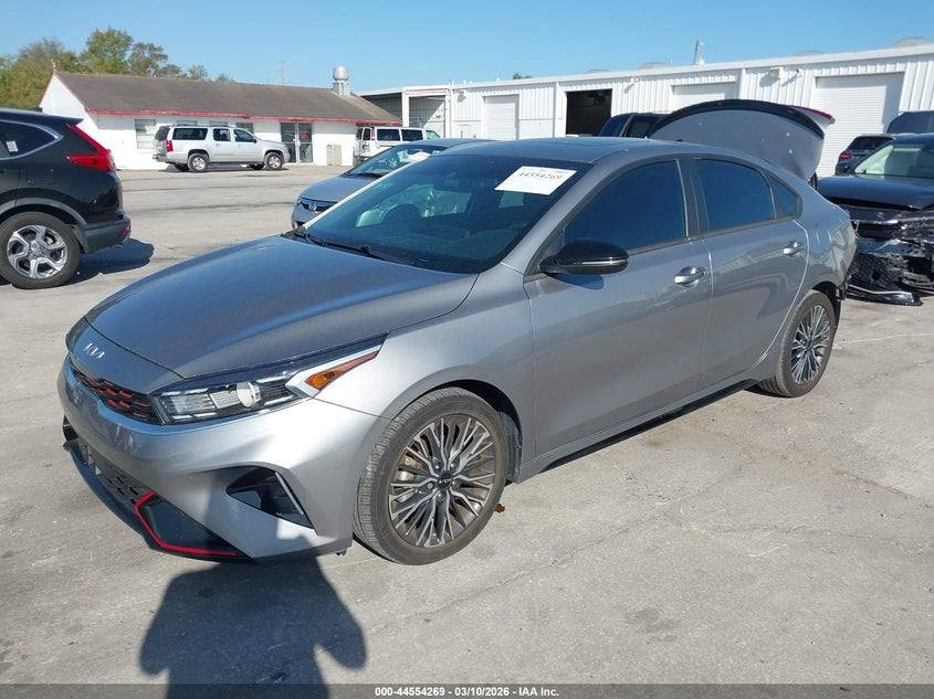 ★ ★ #النمرود_للمزاد_الأمريكي ،👑 ★ ★
🔵 نوع سياره: كيا فورتي 2024 جيتي لاين
🔵 حاله السياره: تعمل وتسير
🔵 المسافة: 37408mi
🔵 حـجم المـحرك : 4 بستم. 2.0L
🔵 تاريخ المزاد: الاربعاء 2026/3/25
🔵 ضرر السيارة : موضح في الصور 
--------------------------------------------------------------------------------
 🔴 بأمكانك ادخالها ذوي شهداء او حرة او نقلها الى اقليم كردستان العراق 

مكان المكتب / الموصل /ناحية النمرود/قرية السلامية

خدمتنا تشمل:  
🚗 شراء السيارات المطلوبة حسب طلبك 
📝 تقارير كارفاكس شامله عن حالة السيارات قبل الشراء
🚛 ترتيب شحن السيارة من امريكا ألى اي مكان بأمان وسرعه 
📱نظام تتبع خاص بك لمتابعة عملية النقل من المزاد الى ميناء ام قصر او منفذ طريبيل او جبل علي ( اقليم كردستان) 
🛳ارخص اسعار الشحن

- خدمة التخليص الجمركي
١- ميناء ام قصر 
٢- منفذ طريبيل 
٣- اقليم كردستان (جبل علي) 
٤-مرسين ( تركيا )

للاستفسار عن شراء السيارات اتصل الى الارقام التالية 

كورك/. ***********  (واتساب) ☎️
آسيا/. *********** ☎️
#النمرود_للمزاد_الامريكي
