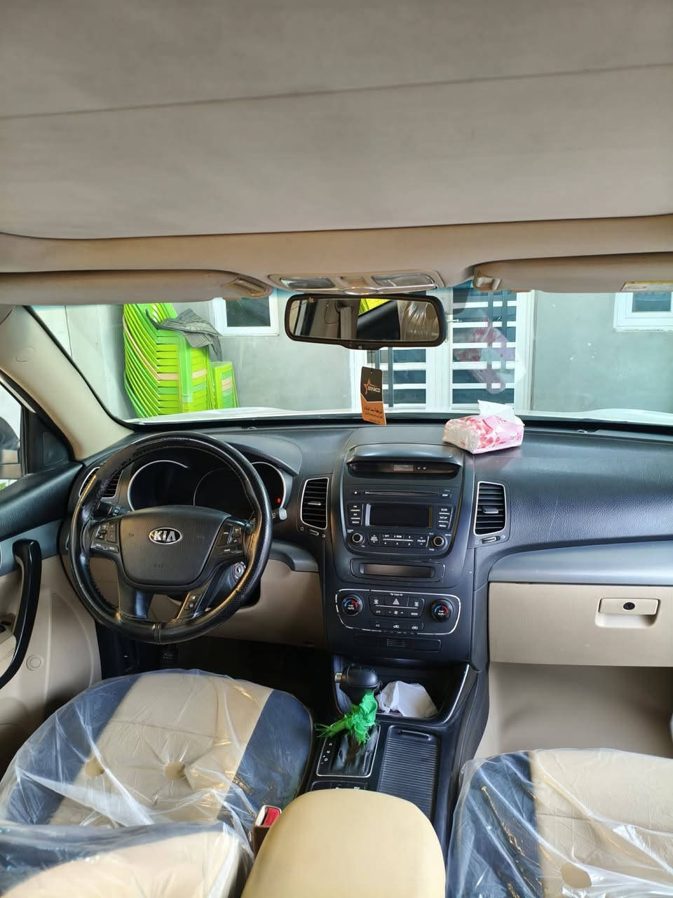 السلام عليكم سورنتو 2014 
خليجيه صبغ فقط 
بس دعاميات رقم بغداد 
السياره نص فول بني راما 
جاهزه وما نقصها شي 
مكان السياره حله ابو غرق
فورويل
رقم الهاتف 
***********
اتصل تعرف السعر
