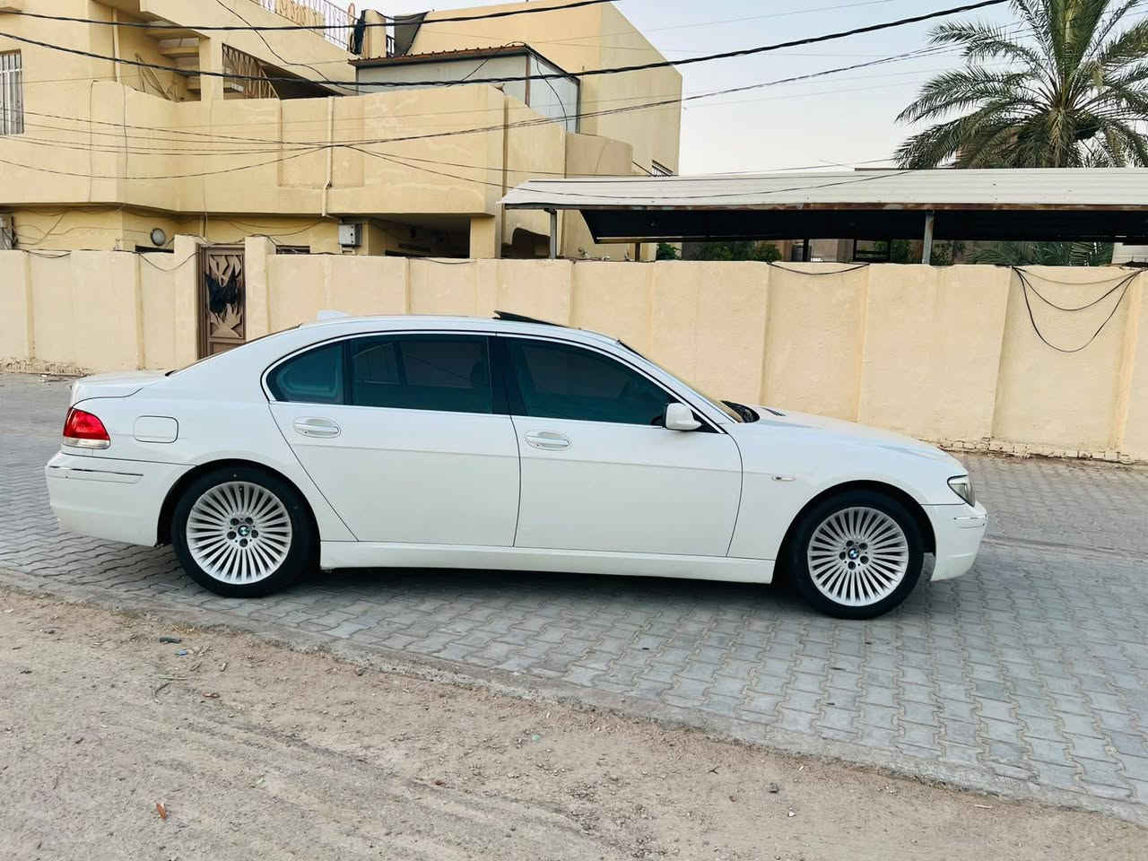 ﷽
ألسلام عليكم BMW بأخره للبيع فقط 2007 ألحجم 750Li آدوات قرار 48 كفاله عامه من الكص والفتح والضربه والتبديل والسرقه والعشائر وألانتربول سياره من ألنوادر بالعراق من ناحية الموصفات والنضافه السيارة خليجيه آلموصفات فول 1 / 1 Vip باب طويل

رادار عدد 2 

نضام رؤيا ليلي  night vision

حساسات أمام وخلف 

أبواب شفط + صندوق كهربائي شفط دخول ذكي 

دأخل عسلي + صاج ملكي 

5 بردات كهرباء 

شاشات كآر بلي

كيجات دجتال كهرباء 

كير تعليك كهرباء 

سي دي جنجر 

دبل مأوس + دبل شاشه + تلفزيون أمامي و خلفي 

سلايد روف طكتين 

مكينه 8 V 

ستيرن كهرباء + تحكم + خزن 

بصمه + أشاير ترحيب

مرايا شفط 
الماسحات  تعمل اوتو في المطر + لايت زنون داينمك + زراك لايت 

مقاعد جلد + كهرباء + تدفئه وتبريد أمام وخلف  + مساج + حضن + ميموري بالمقاعد الاماميه +  مقاعد خلفيه منفصل Vip + كهرباء 

تبريد مركزي بالقماره وبالتكم وبالوسط 4 قطع 

نقص قايش تبريد فقط 

ثلاجه خلفيه 

بريك بصمه 

5 ويل كب شعاع حجم 19  2 سايز تخم تاير جديد

فحص زيت المحرك ألكتروني + فحص بقيه ألاعطال 

يشهد آلله ألسياره زيرو مآشيه 43 ألف فقط 

ألسعر ( 69 )  ورقه وبيها مجال مكان سياره كربلاء للستفسار أكثر خاص أو أتصال ***********
