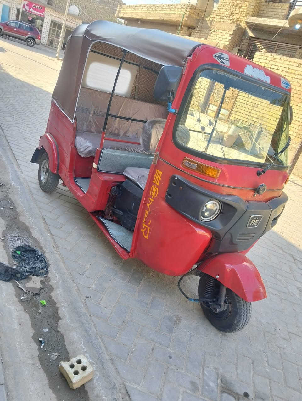 سلام عليكم تكتك البيع موديل 17 شهر 12 محسوبه  18 لا ظربه ولا صبق وراق مصطفى  سعر 3200  وبيه مجال مكاني بغداد المين ثانيه نتصل وتدلل ***********
