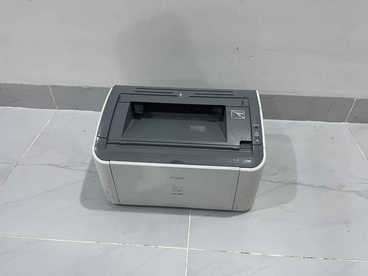 طابعة كانون ليزرية كادرج باودر رخيص و متوفر بالسوق و يطبع ابيض واسود 
سعر نهائي :  70 و مع التوصيل 75 الف
بدون مجادلة
بشرط وضمان 
۰۷۷۳۰۲۸۰۸٤۸ كالار, السليمانية


**إذا كنت صاحب هذا الإعلان وتريد حذفه لأي سبب، رجاءا أرسل رسالة إلى الدعم الفني**