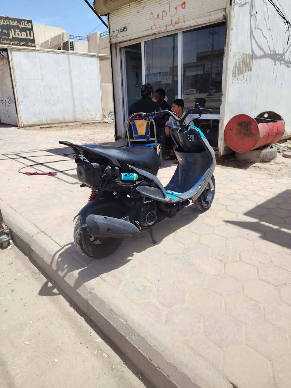 سلام عليكم ماكس منغولي للبيع ما مفتوحه نكره سلف سعر 450 قفل ناصريه مركز
***********
