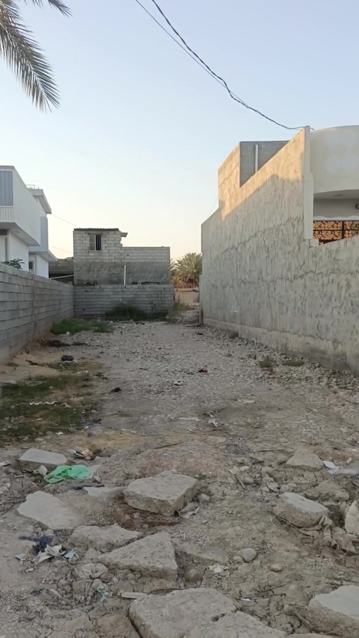 الحديد قرب المركز الصحي او الملعب
للتواصل ***********السعر 32بيها مجال

