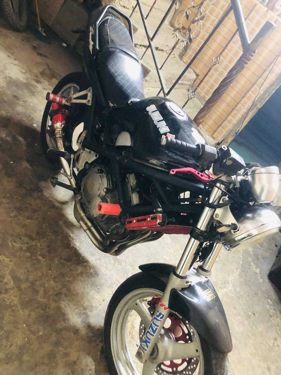 باندة ربع جانت كلهة شغالة بس انتركت 4 اشهور كوم حديد مكاني بغداد *********** او امرو
