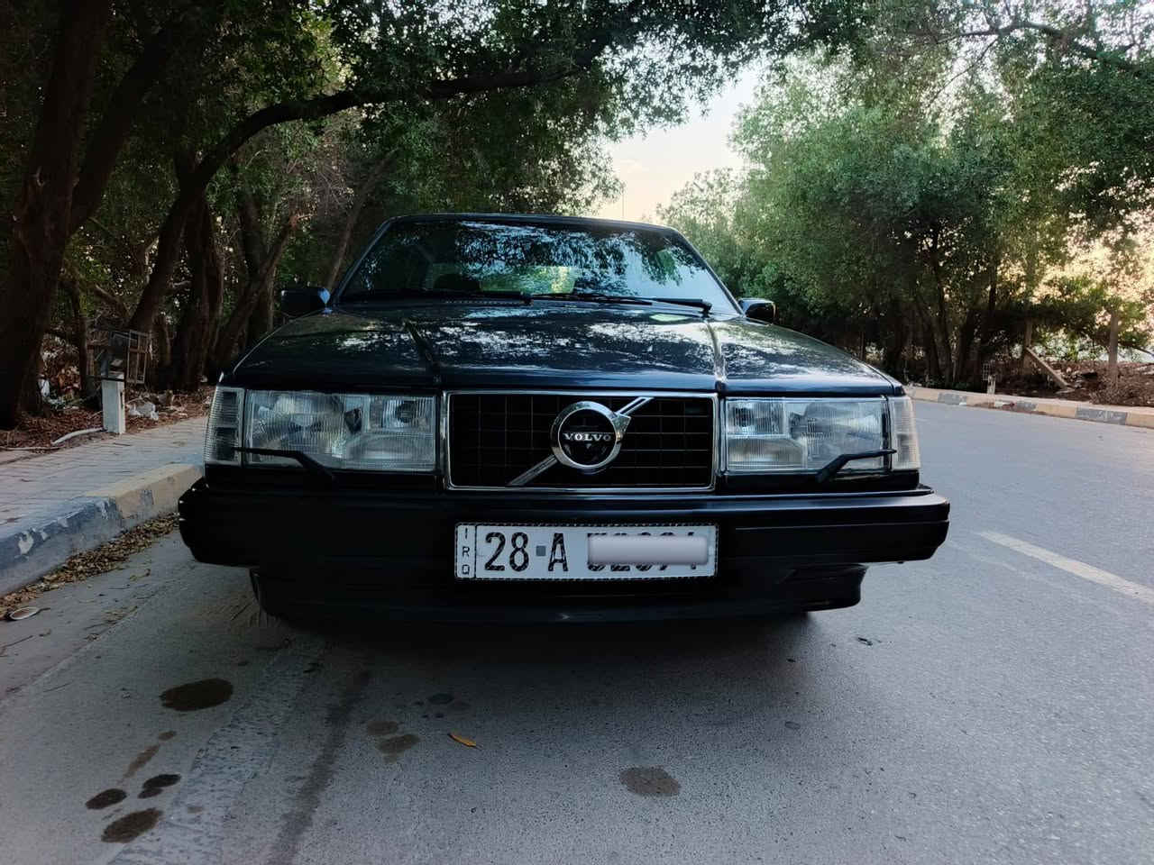 للبيع 
فألفو حجم 940 موديل 91 لون فختي صدر الحمام 
سياره تعمير جديد جاهزه من كلشي 
مكينه وكير وحداديه وأرد يابان 
تبريد+ تخم ويل وتخم تاير جدد
غرفه من الدشبول الخلفي لحد الدشبول الأمامي جديد حاويه كراسي جلد و كهرباء دشبول دبل ايرباك 
سياره أحلاه من الصور 
وجاهزه من كلشي 
كفاله من الكص والضربه والخياس والاصوليات على الفحص 
سنويه 2031 بسمي 
مكاني النجف الاشرف/ حي ألاشتراكي 
***********
