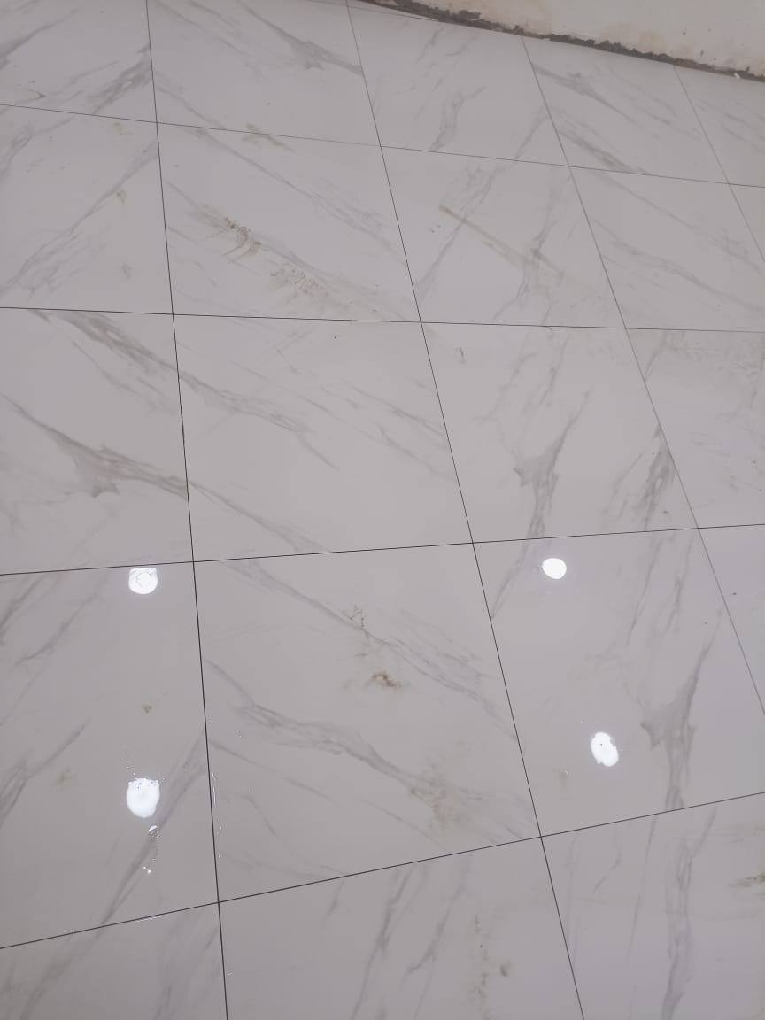 خلفه تطبيك ارضيات وبايات درج
*********** حمودي 
متواجد خاص واتساب 
متفرغ حاليا
