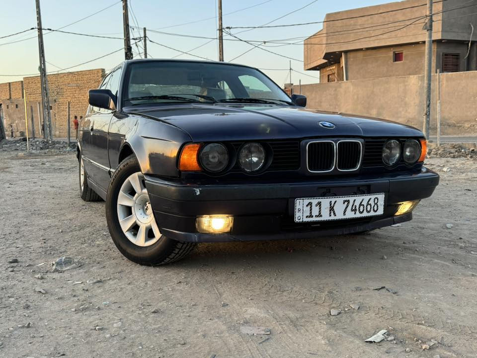 بيئم دبليو 520  موديل 1992 سياره جهازه  مسكر عدله حداديه كله جديده كهربائيات رقم بغداد سنويه جديده 2028 هزه جديده ارقام دولي باسمي كشنات كهربائي شغال كير اوتو ماتيك السعر 35 وبيه مجال بسيط مامتواجد عل نت اتصل الاستفسار ***********
