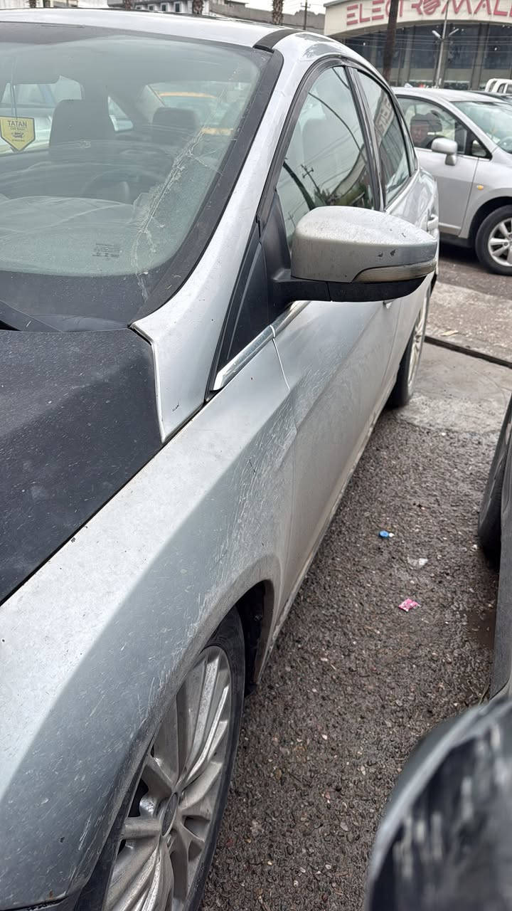 سلام عليكم فور فوكس للبيع تيتانيوم 2018 محرك ٢٠ تنفوس عادي ٤ قطع سبغ برشوت طاك راجع سيستم فول مواسفات جديد شديد كلج و ماشة شريكة بعد بي ضمان شهرين مال شريكة محرك بعد جديد طخم امامي جديد تايرات قبل شهرين شديدت بس باقي صبخ بونيت 
رايد ٨٢ ورقة و بي غرامة عليا ٢١٦٥ ألف عراقي ينزل من سعر رقم تلفون *********** واتساب و فايبر
