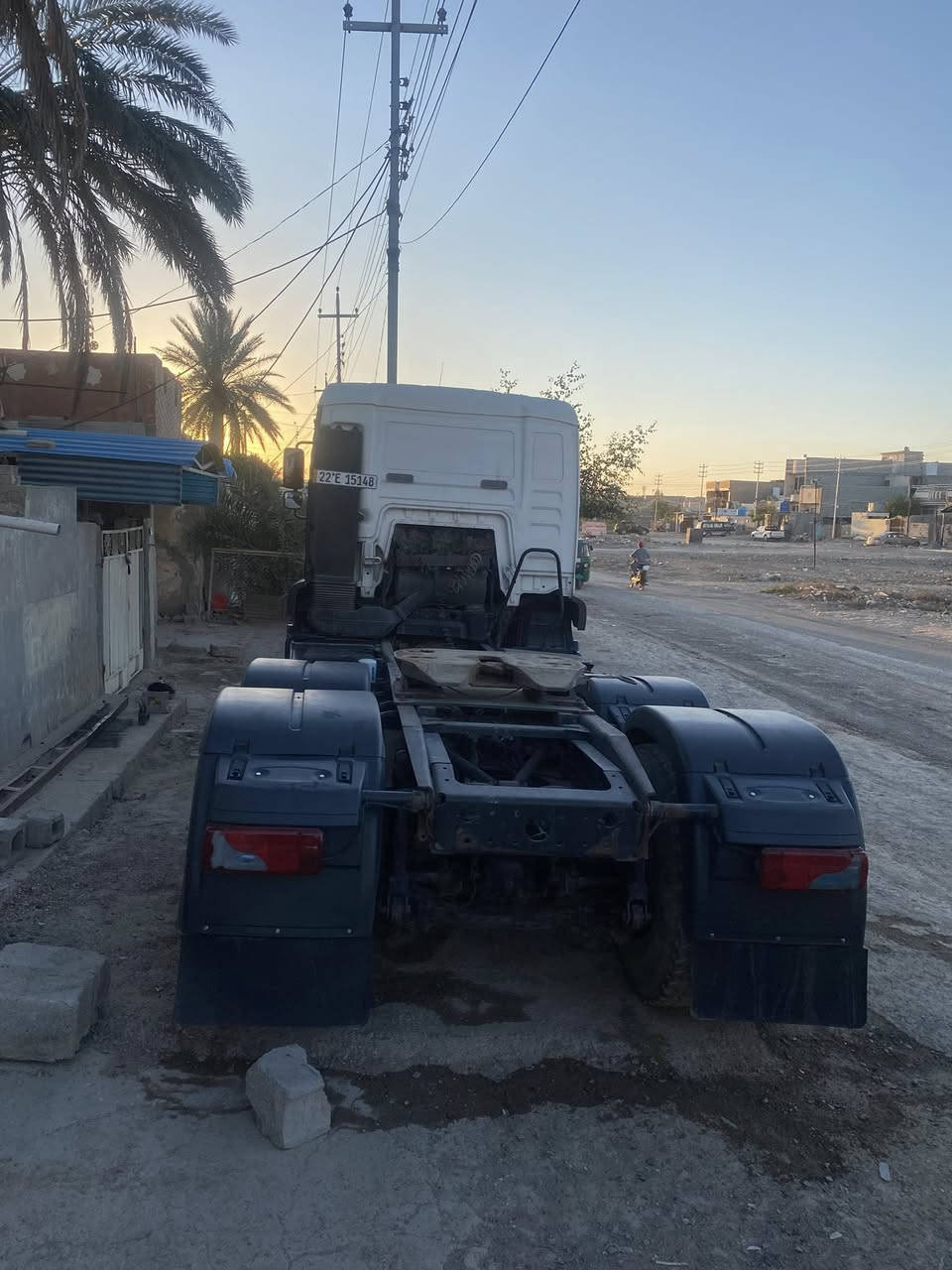 سلام عليكم مان لبيع 2004 رقم أربيل مكينة460 مجموعة حي إف  خمس فحل هوأي كير عادي كلابي مسجلة ثلاث محاور سنوية ٣١ باسمي شرط التحويل السعر ٢٩٠ رقم الهاتف ***********
اثير ***********
