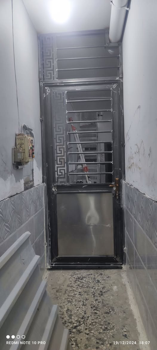 حدادة عامه سقائف 
جينكو سندويش ابواب شبابيك للاستفسار اتصل #@*********** مكاني نجف
