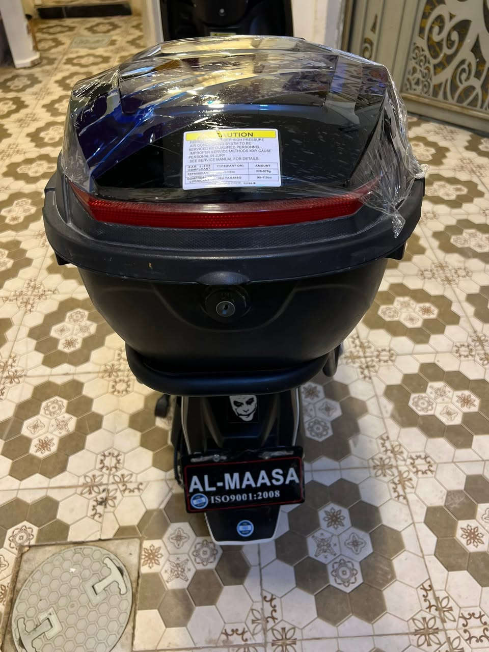 السلام عليكم للبيع دراجه شحن شبح شركة (الماسه)نضافه فووول مستخدمه شي قليل موديل 2026ملف (3500)ست بطاريات 🔋 فووول وعالفحص اشاير امامي خلفي ليد لايت زنون عالي ناصي عدسة زنون سماعة 🔊 بلوتوث بلادي منفذ شحن usp تحكم أربع سرعات سرعه 99حقيقي نضام <R >رجوع للخلف تحكم قفل سرعه سويجات وبصمات كامله وبعد بيها هواي مواصفات السعر 625بيها مجال للطيبين مكان داخل الرمادي ***********
