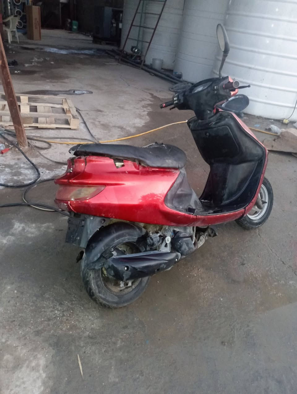 فراشة للبيع شغالة كاملة عوزة ترتيب قليل سلف شغال لايت سعر ٢٥٠ بية مجال ذا شراي *********** تصال عرقم بي وتساب  خاص مفتوح مكاني حلة ابو غرق
