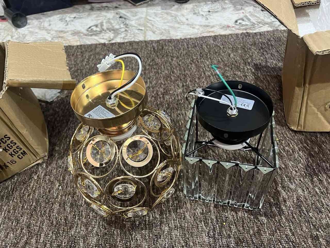 ثريات قطعتين فقط سعرهن ١٠


**إذا كنت صاحب هذا الإعلان وتريد حذفه لأي سبب، رجاءا أرسل رسالة إلى الدعم الفني**