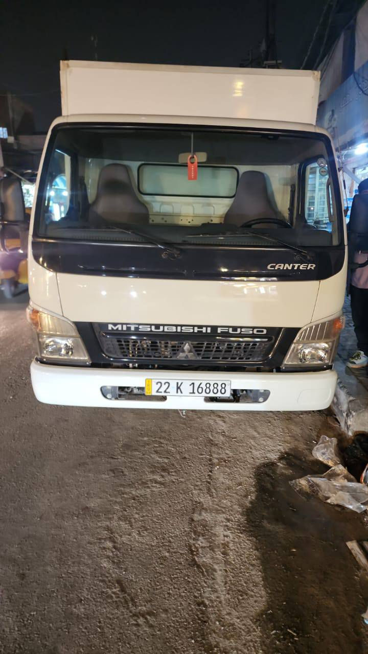 للبيع كنتر مستبوشي موديل 2017
كنتر ألواح مال موطه رقم شمالي 
شرط فول ومكفول أخو الزيرو السعر خاص
***********
