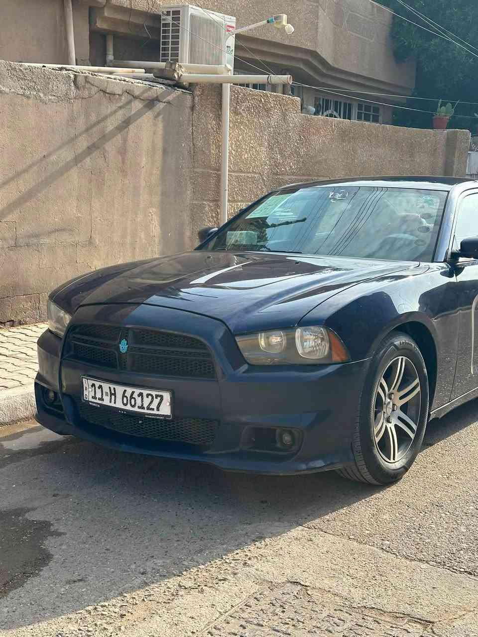 جارجر 14السياره كنديه  نقص السياره صدر خلفي كله +اذان مكينه
بيه صبغ جاملغ المامي اليمن وبيه شبر بل جاملغ الخلفي اليمن
معمر بس مامصبوغ بعده وبيه شخط مجرور كرت وبيه داير الجاملغ اليسر معمر بس   وبقيه شخوط قليله بل بوليش تروح 
 مكان السياره بغداد ***********

