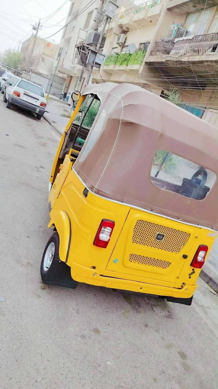 السلام عليكم
تكتك موديل 23 شهر ال 1 اخر وجبة 
مكفولة كفالة عامة السعر 8 و 500 وبيها مجال 
المكان كفائات العبيدي للاتصال والاستفسار 

***********
