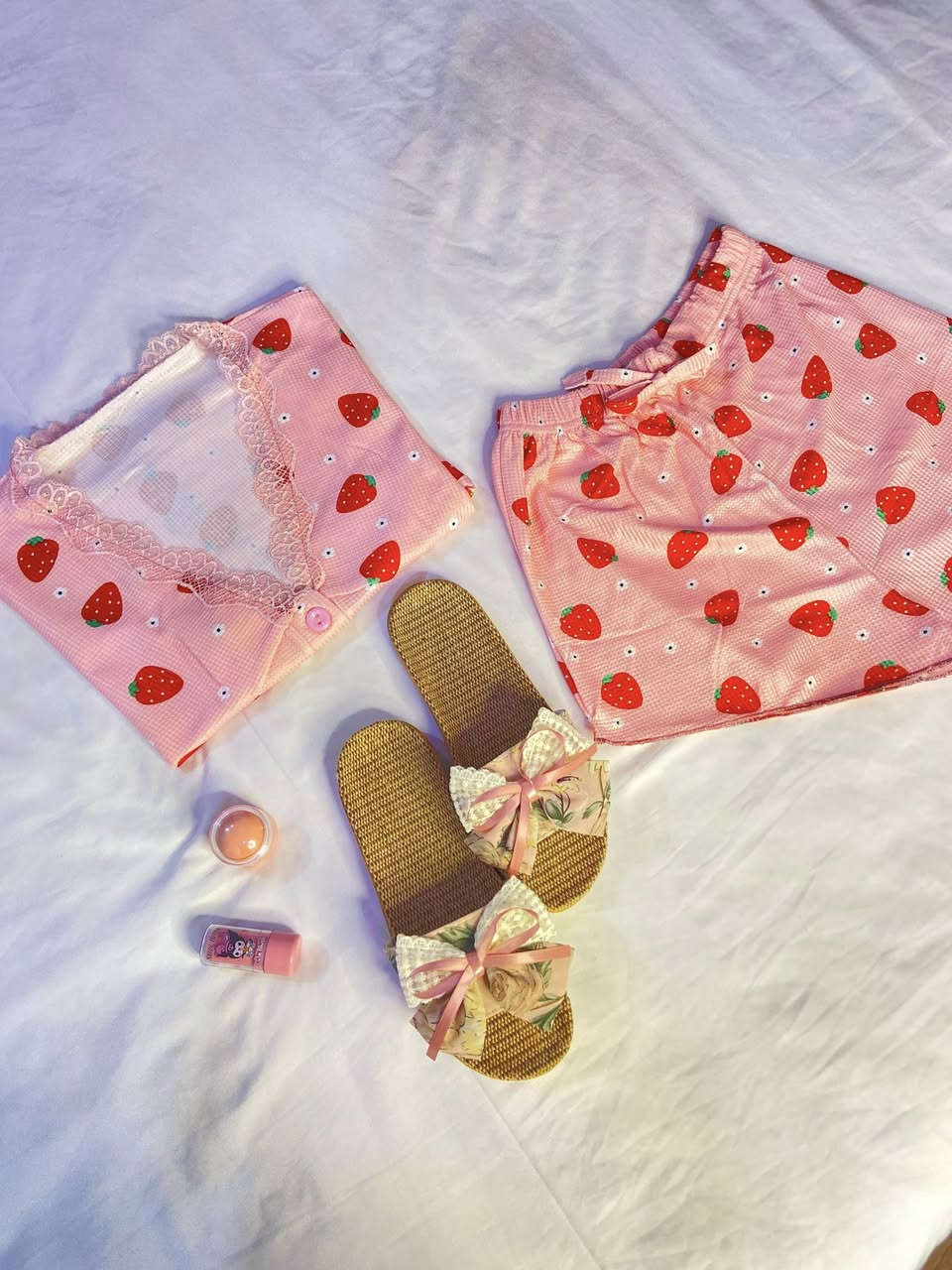 بوكسات هدايا
سعر البكج 18 والتوصيل مجاني 
محتوياته 
تراك صيفي زبده 
سليبر خوص 
تنت او حمرا


**إذا كنت صاحب هذا الإعلان وتريد حذفه لأي سبب، رجاءا أرسل رسالة إلى الدعم الفني**