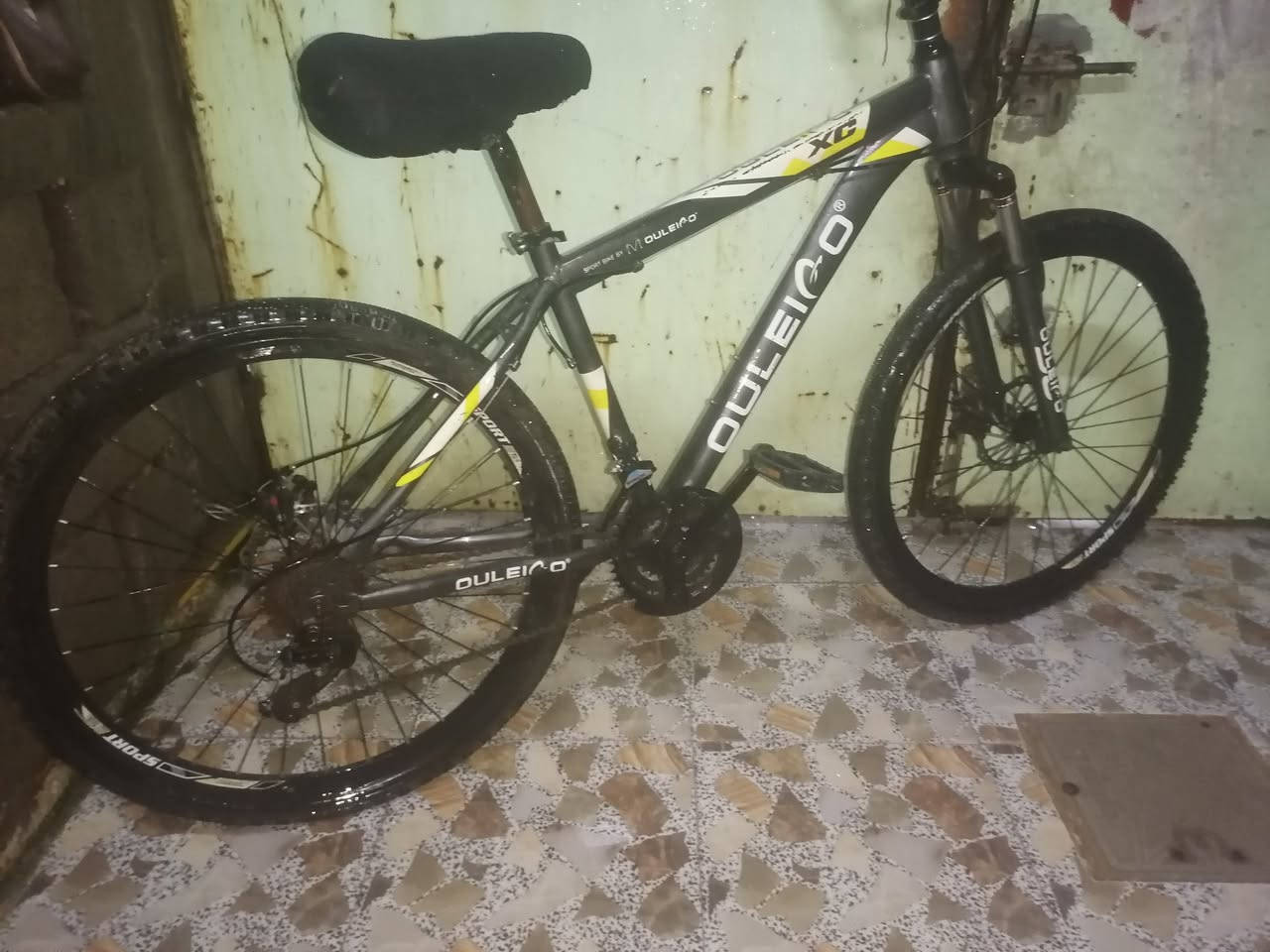 بايزكل باله شرط نضافه فول السعر 50الف
مستعجل ع بيع ***********
