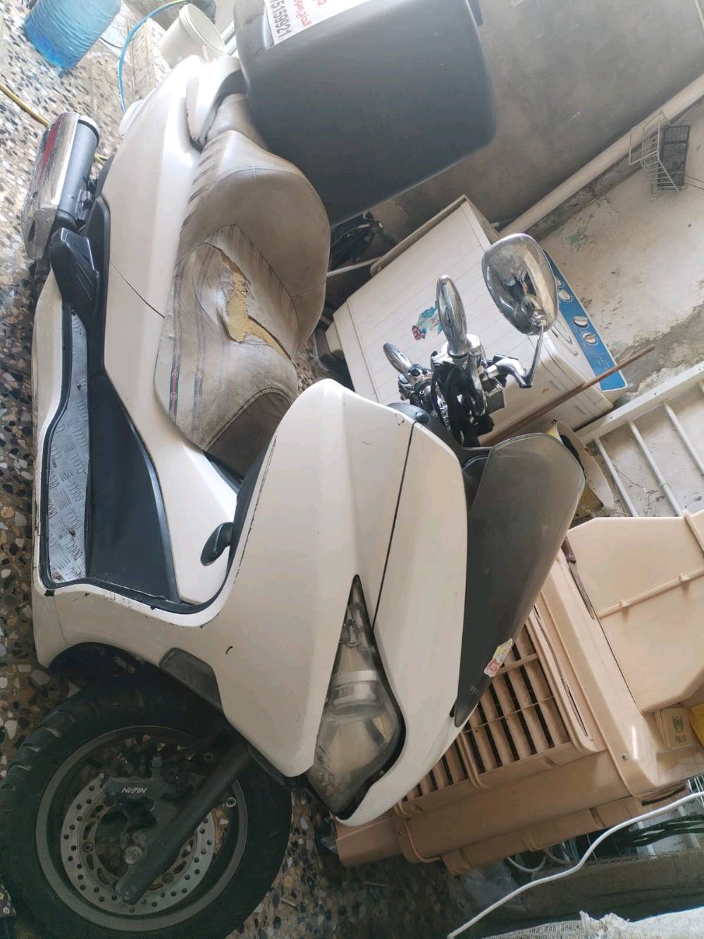 دراجة فورزة صفر عشرة مجفتة وعمية على وضعها الإستفسار على الرقم  المكان مدينة الصدر قطاع ٣١ ( ***********)