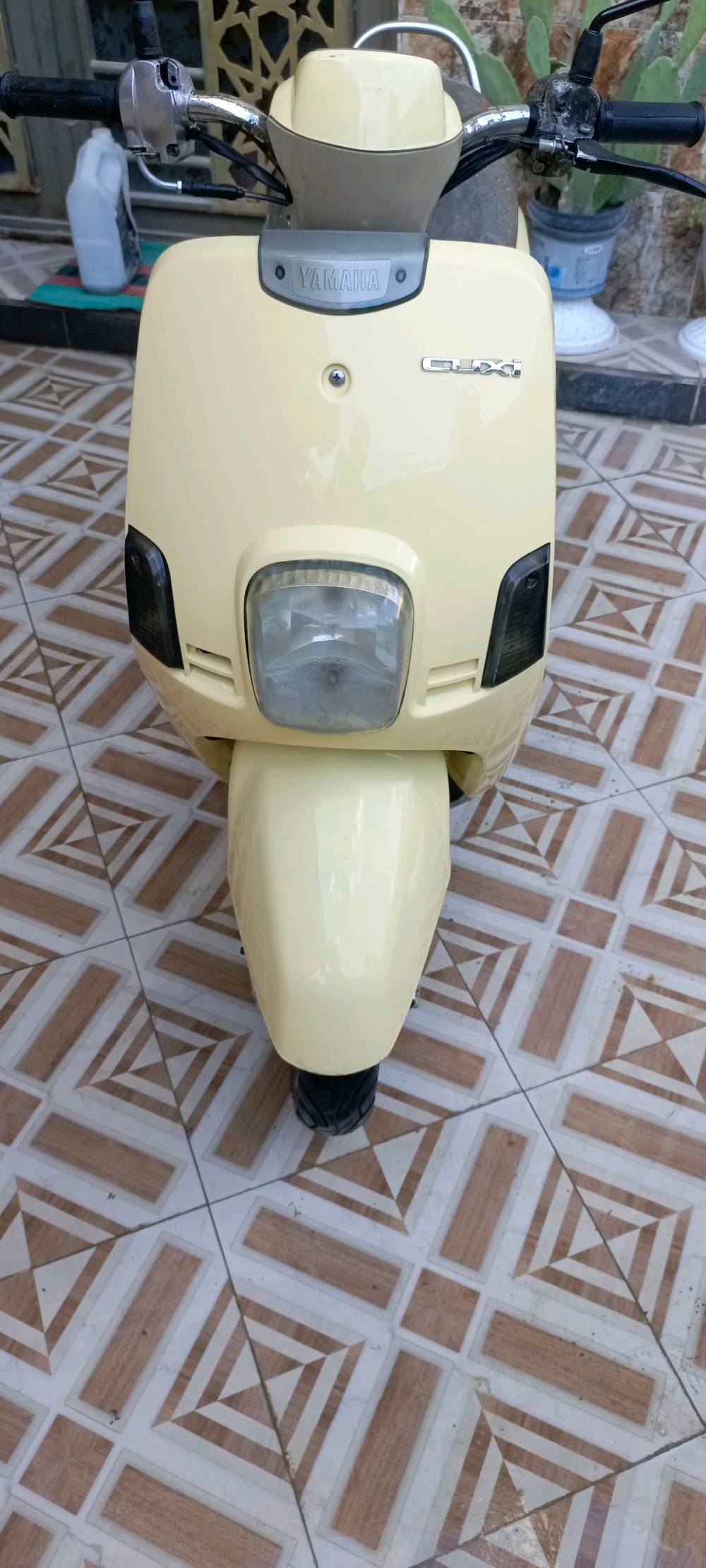 دراجه بوليس نظيفه كلش مزوده بوشه 55 موديل 2008 مكان كربلاء 