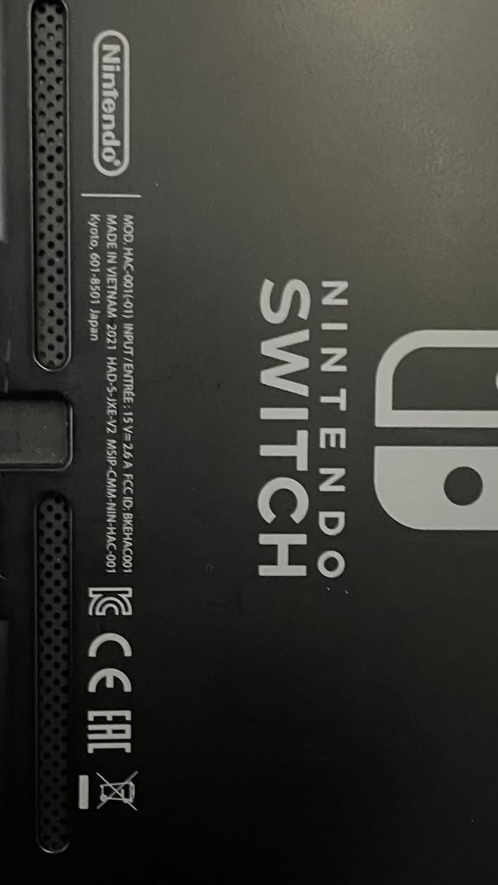 سلام عليكم اخوان ...نينتندو سويتج للبيع v2 اصدار 2021 الفيتنامي مو الصيني اخو الجديد بدون ملحقات فقط گيبل للبيع السعر 230 الف بي مجال قليل كلش ... للاستفسار ***********
