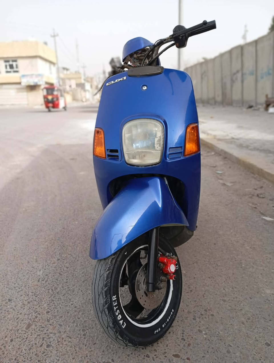 السلام عليكم للبيع بوليس كابريتر💙دراجة شغالة نكرة سلف كهربائيات كلهة شغالة مكينة ناعمة شلعة ومعدل خير من الله كل نقص مابيهة دراجة كلهة بلادية كلهة شغالة قفل جنطة وقفل ستيرن كلهة شغالة 

السعر 475وبيهة مجال 

مكان بغداد شعب 
شراي تعال خاص او اتصل ***********
