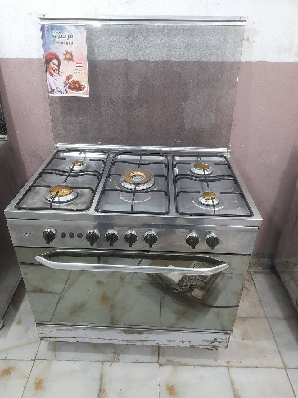 طباخات قريش و كريازي مصري باله مستخدم  شرط الفحص سعر طباخ ١٦٠ الف اخر ٤ طباخات الوجبه جايه من ٢٥٠ و فوك سعر طباخ اخر ٤ طباخات مكان حي رحمه الاولى عله طريق طيب مقابيل مقر شرطه تحاديه داخل فرع مكتب عقارات طيب جوه للستفسار تصال بل رقم *********** او واتساب
