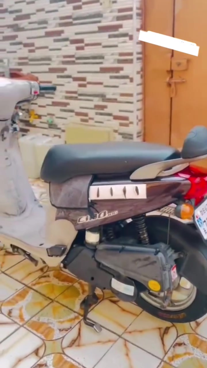 مراوس فقط بماكس عدله


**إذا كنت صاحب هذا الإعلان وتريد حذفه لأي سبب، رجاءا أرسل رسالة إلى الدعم الفني**