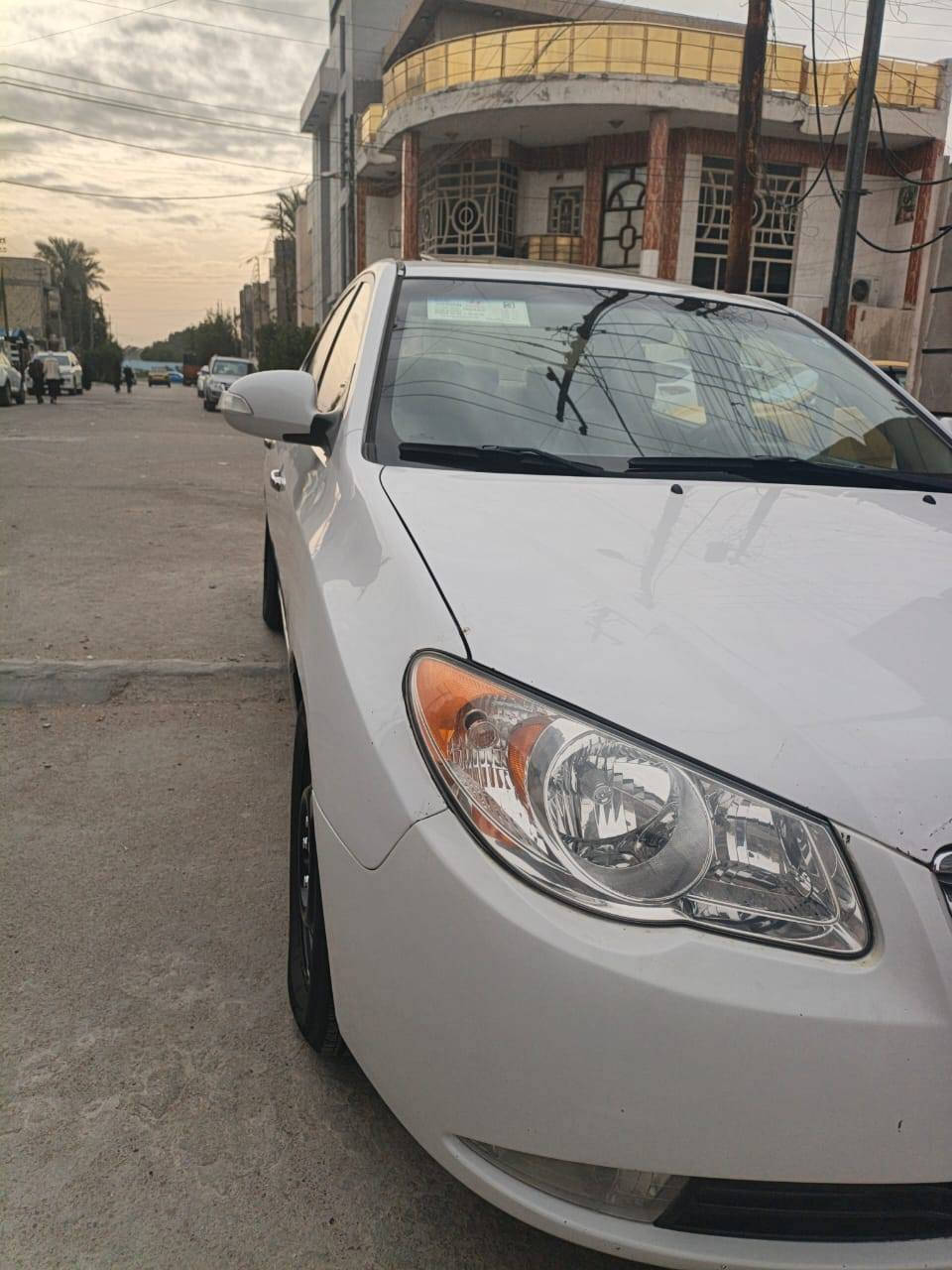 سلام عليكم من رخصت الادمن النترة مديل 2010 وارد امريكي لييل واحد بدون تبديل بيهة صبغ قبق الصندوك بدون دواخل ونص الدوسة اليمنة  سيارة كلش حلوة مكينة 2000وكير مكفولات تبريد  تخم تاير صارلة سبوع من شادة صدر مامي وخلفي جديد سيارة مواصفات فتحة سقف الدواخل بيجي وعسلي نضام يكو امبي اس بريك 4دسك  كامرة شاشة سيارة جاهزة السعر 120رقم الهاتف ***********
