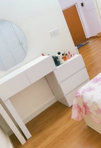 ميز تواليت قياسه 140 ارتفاع 90 سويته طلب خاص كلش ثكيل وتكمه صار شهرين ...