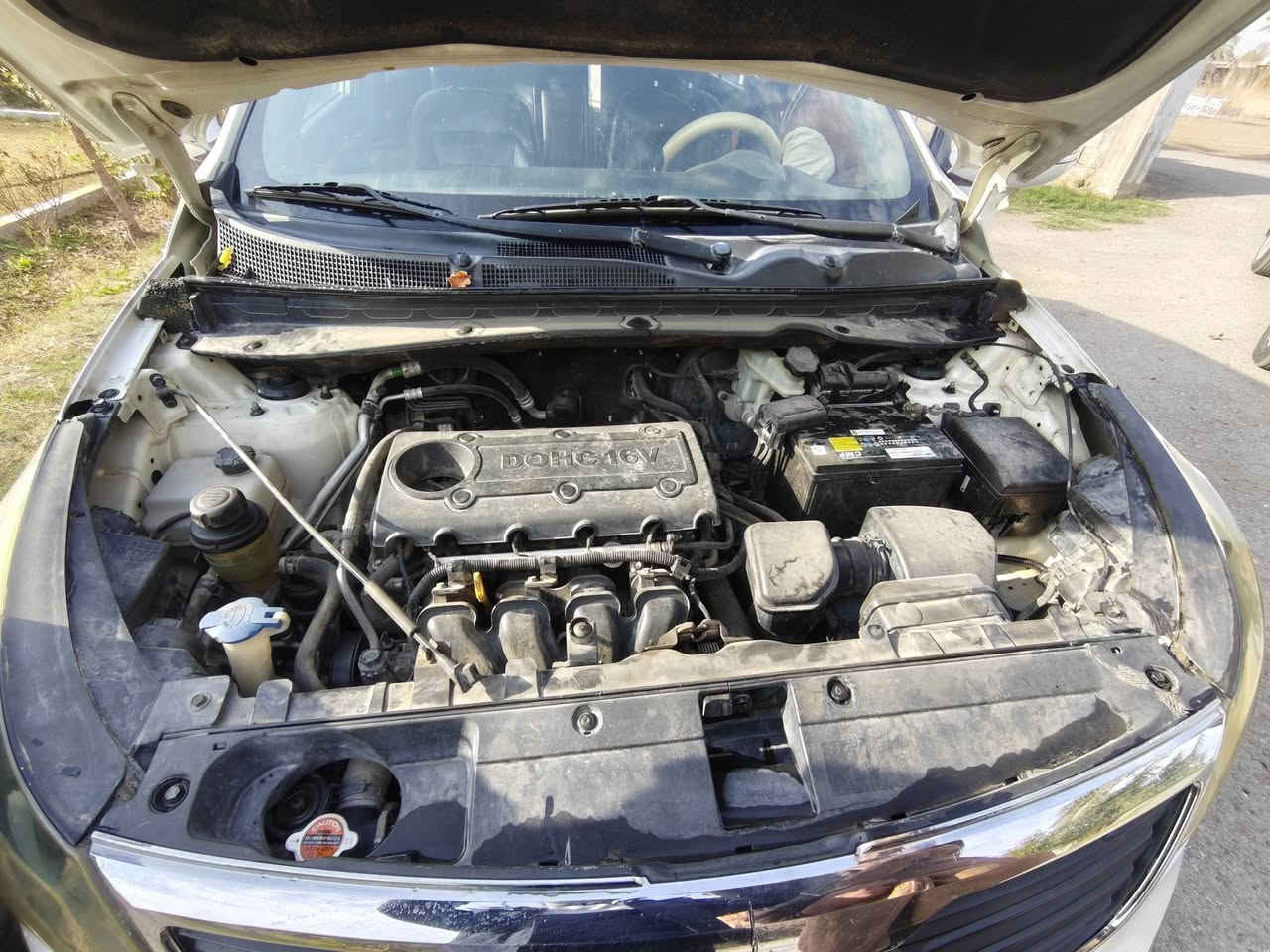 سبورتج 2013
رقم دهوك 
محرك 2000 جديد قبل شهر شاده
السياره جاهزه من كلشي
صبغ شي قليل بالبنيد والبقيه مكفول كما موضح بالسونار المرفق مع الصور
السعر 140 وبيه مجال قليل
الاتصال***********
