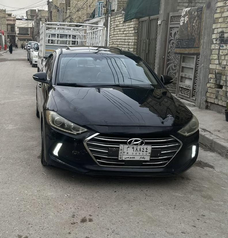 السلام عليكم ورحمه الله وبركاته
اللنتره سوداء 
موديل 2018 
موصفات فول واحد على واحد 
فتحه 
بصمه
كشنات جلد 
توقف ذاتي 
ويل كب 
حادث صبغ دعاميه بنيد ضربه بسيطه بين بايتين بيه صبغ 
السعر 125 بيه شي بسيط 
الاتصال ***********
مكان الامين الثانيه
