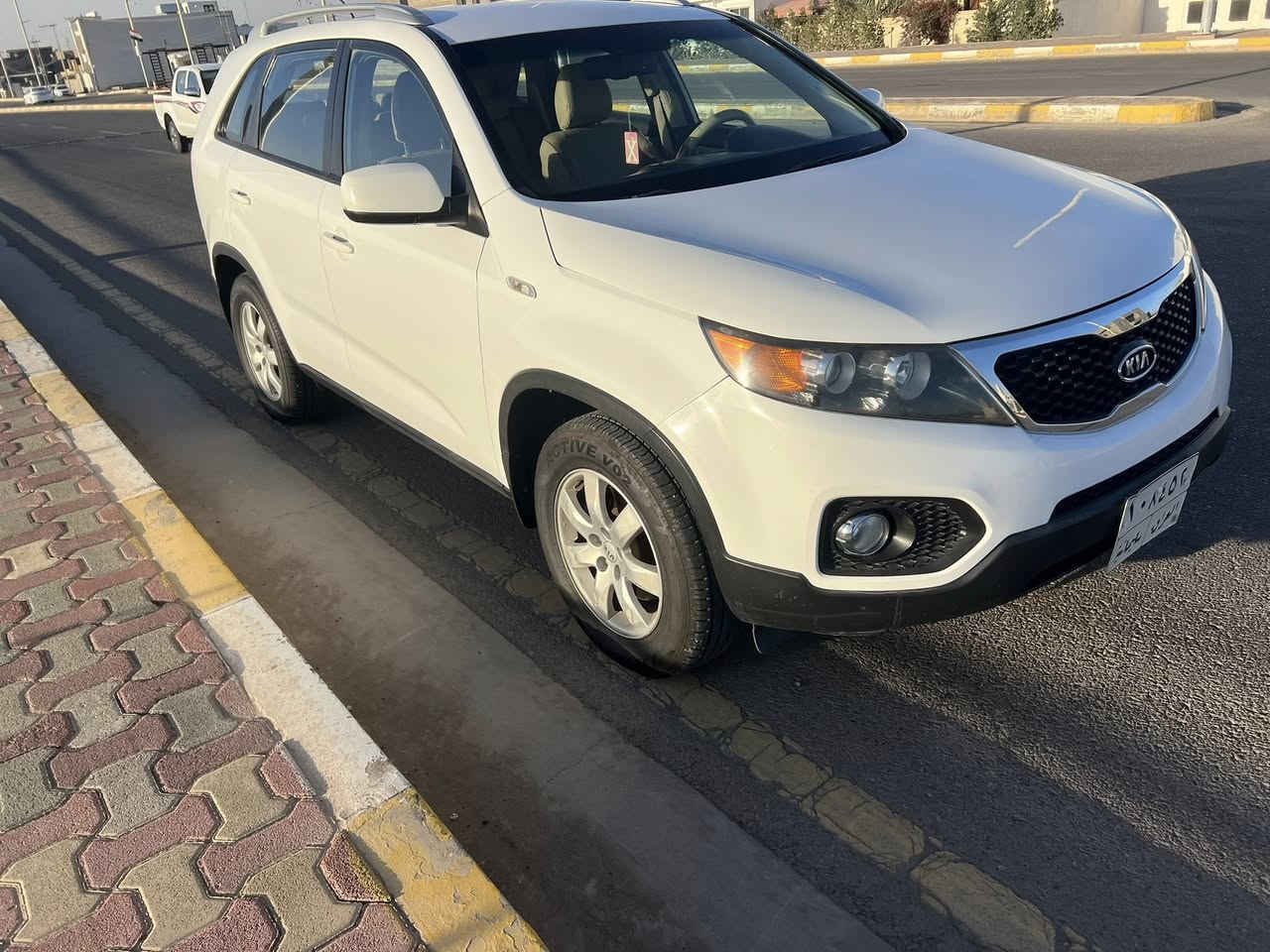 السلام عليكم
للبيع اومراوس حسب القناعه 

كيا سورنتو موديل 12

رقم سليمانيه سنويه 27

بسم عربي تريد تحويل تريد وكاله اني حاضر

محرك 4سلندر 2400حاويه شادينه جديد

7راكب

تخم تاير

ويل كب

تبريد تدفئه كله بشرط

بدون موصفات

بيه بارد باب سائق

وبيه صبغ شبر بجاملغ الخلفي

السعر135وبيه مجال

مكان السياره الرمادي الحوز 

الستفسار التصال ***********وات ساب

***********
