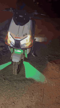 للبيع
6بطاريات ليثيوم 

نظام تشغيل عن بعد 

نظام رجوع للحلف

نظام قراءة العطل 

انذار سرقه وقفل تاير عند السرقة 

دبل اشارة 

زنون عالي ناصي

استخدام شهرين فقط 

السعر مليون و50بي مجال

للاستفسار ***********

مكاني بغداد المشتل
