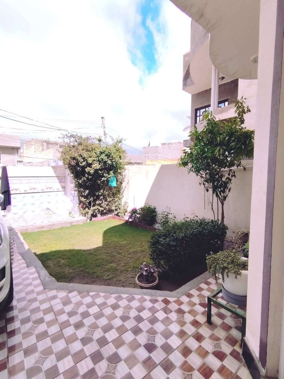 دار للبيع طابو زراعي سند 25
الموقع حي الصحة خلف سنتر كورنيش 
المساحة 150م  واقع حال 190م
الواجة 7.5×25
طابقين الطابق الاول غرفة نوم 4×5
الستقبال4×6
المطبخ3.5×5
هول كبير 5×7.5
مجمع صحيات منور حول البيت
كراج كبير وحديقه
الطابق الثاني غرفة سويت مع مخزن 
وكليدور وسطحين
للاستفسار 
اتصل بالارقام التاليه 
***********
***********
موقع المكتب حله نادر الاولى الشارع الرئيسي مقابيل دائره اتصالات بابل 
مكتب علي السلطاني للعقار23
