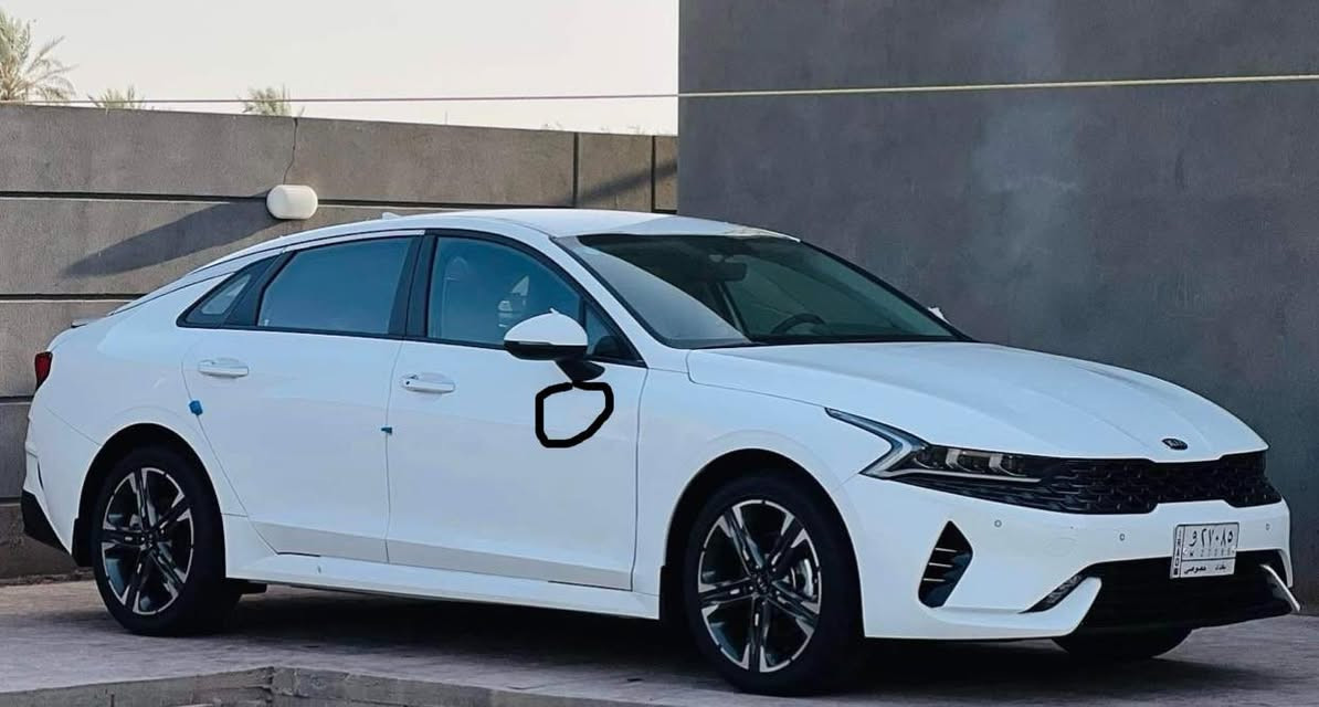 للبيع(k5)  قماره حديد  
مكان السيارة :  ذي قار  
‎الموديل : 2021 (خليجي ) 
‎المحرك :2000
‎السعر :185 ورقه 
‎الارقام : بغداد  
  

‎ المواصفات
‎دخول ذكي(بصمة) +تشغيل عن بعد
‎شاشة اصلية ابل كار بلي واندرويد اوتو وكامرا خلفيه 
‎حساسات خلفيه وحساسات إماميه 
‎المصابيح الامامية زنون+LED
  بگ متصل 
 ‎المصابيح الخلفيه+LED
شاحن لا سلكي 
‎محدد سرعة
‎فول تحكم ستيرن
‎درايف مود ( 5 وضعيات قياده )
‎مانع انزلاق 
‎اوتو هولد + فيو لعرض الكامره الخلفيه ع الشاشه 
‎سايد بريك بالرجل  
‎مري كهرباء+اشاير بالمري
تبريد قطعتين ك ‎مفتاح السياره (البصمه) عدد2 كتلوكات كامله وسبير وجك 
رقم المبايل : ***********
ملاحضه السياره بيها ظخه باب السدر مأشر عليها بصوره ومطلوبه مصرف هاي السنه اصير حره .
