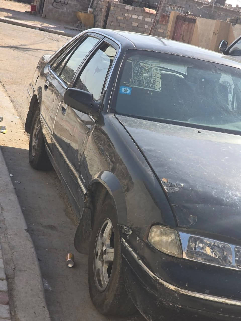 سلام عليكم برنس فراشة للبيت موديل 96 سيارة الكشر شوفت عينك مابيه خياس صدر جديد تخم تاير جديد كير ومكينه مكفولات كهربائية كله شغاله سعر 25 مع المجال البسيط المكان كربلاء 
 رقم ***********
