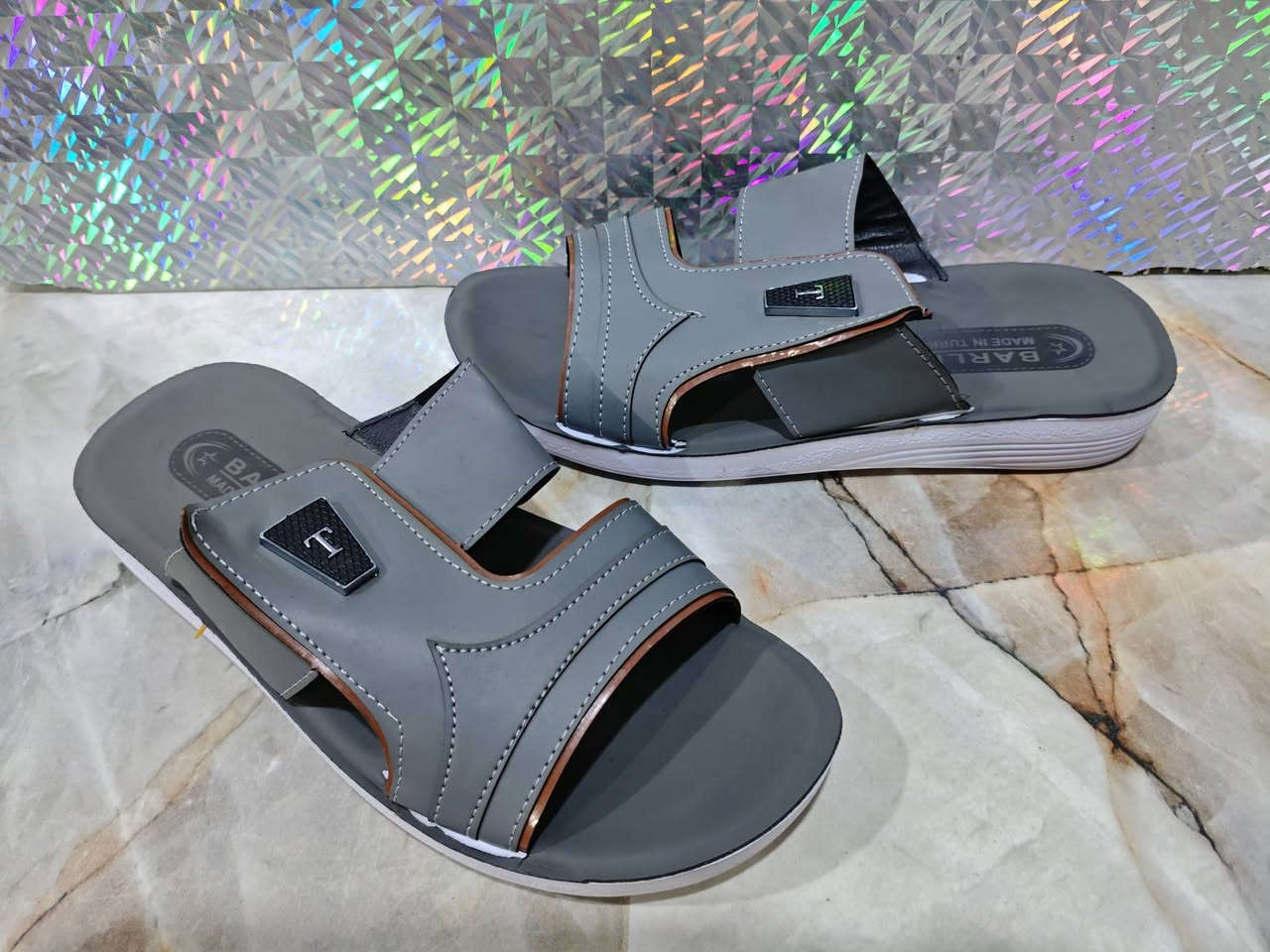 🎳 شحاطه رجالي،اصبع تركي🍃 "
🎳 السعر 6 الاف دينــــــــــار 〽️💲"
🎳 القيااسات /43/44/45/46/47/❕🖋️"
🎳 العنوان الأجبيرية الثانية مقابل الشهداء مجاور ناجي ابو الشربت 🍹🍇"
🎳 تتوفر خدمة توصيل ✅ 🛵


**إذا كنت صاحب هذا الإعلان وتريد حذفه لأي سبب، رجاءا أرسل رسالة إلى الدعم الفني**