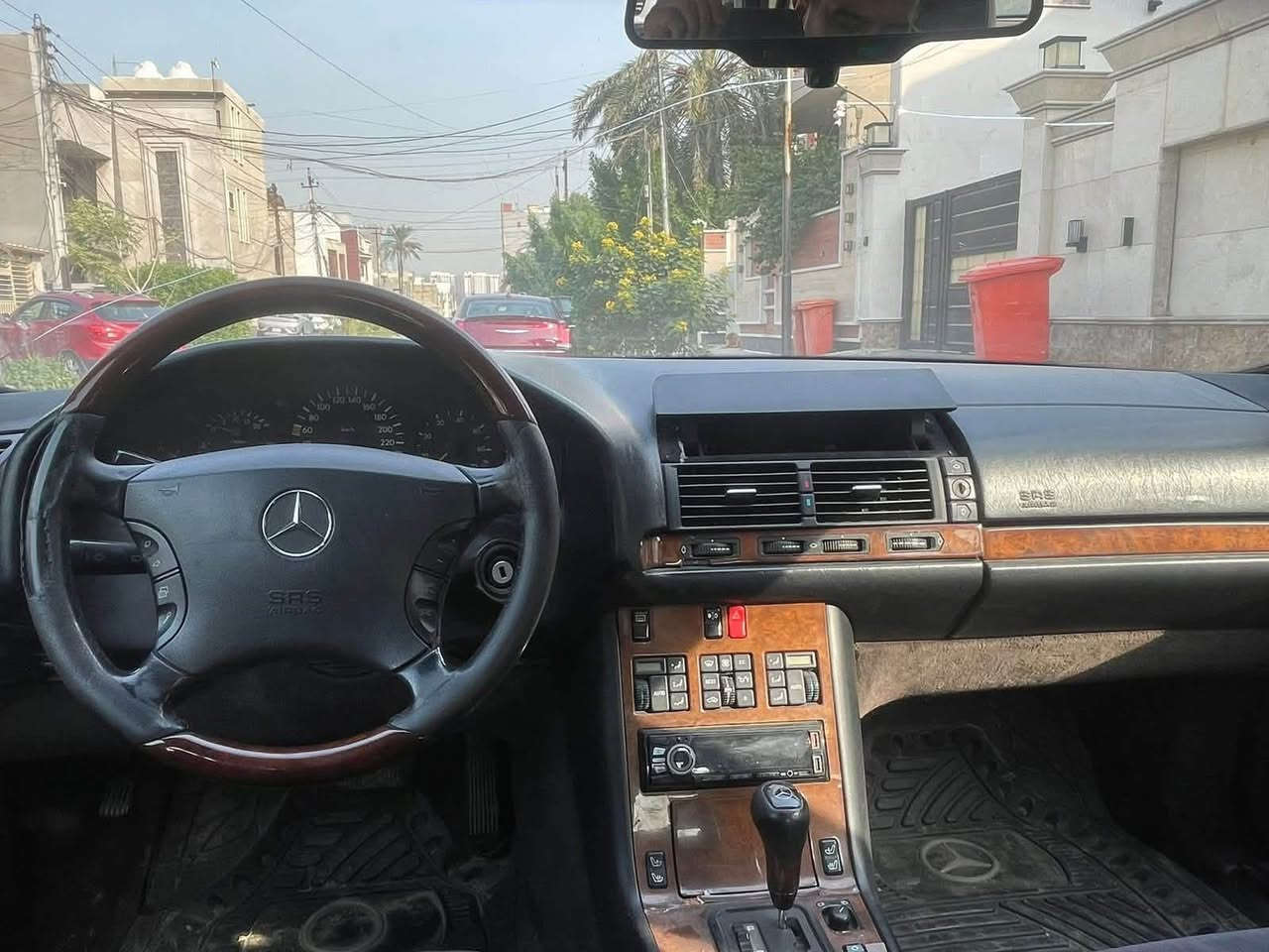 من رخصه الادمن ممكن توافق 

مارسيدس شبح موديل 95 ((((بلاديه )))))غرفه نظيفه جدا مخمل فول مواصفات فتحه بالسقف حداديه جديده كليا  دبل فيت بمب جديد  طخم اطارات محرك حجم 320 خراطيم جديد السياره ماناقصها شيء  اريل ويا التشغيل مال جناي بغداد دولي وبأسمي عنوان بغداد
للبيع فقط 
السعر 90 

لاستفسار ***********
