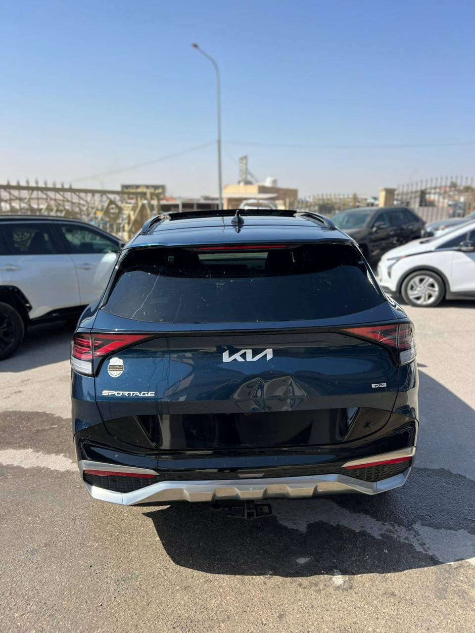 ‏KIA SPORTAGE HYBRID SX 2023
‏

‏كيا سبورتج  هايبرد 2023 SX برستيج 

‏المسافة المقطوعه 66000Km 

‏محرك. 1600 تيربو هايبرد 

‏الموديل: 2023

‏

‏                  ======= الاضافات👇👇 ======

‏  

‏فتحة بانوراما 

‏شاشة كبيره نفكيشن 

‏رادار امامي

‏ مانع تصادم

‏مانع انزلاق 

‏تحديد مسرب .

‏نقطة عمياء .

‏تصحيح مسار 

‏بصمه تشغيل 

‏بصمه ابواب 

‏كاميرا خلفيه 

‏كاميرا عداد 5 

‏كاميرا 360

‏طارة مدفية 

‏تشغيل عن بعد سياره 

‏كراسي مدفية + مبرد 

‏كراسي كهرباء عداد 2 

‏كراسي جلد 

‏كراسي ذاكره 

‏كراسي 5 راكب 

‏مثبت سرعة

‏تحكم ستيرن

‏شاحن وايرلس

‏هاند بريك كهربائي

‏حساسات خلفيه + اماميه 

‏حساسات مانع تجاوز 

‏ويل 19

‏دفع رباعي 

‏باب خلفي كهرباء 

‏اضويه امامي زنون LED

‏اضويه خلفيه LED

‏كشافات LED

‏دفع رباعي 4X4

‏نظام GPS+خرائط 

‏كندشن مركزي امامي او خلفي 

‏وبلوتوث 

‏مدخل USB+ AUX

‏تحريك السيارة عن طريق البصمة 

‏السيارة فووول مواصفات 

‏سيارة بأسمي و تحويل ثاني يوم

‏باقي التفاصيل

‏***********

‏🚗🚗حادث السياره كما موضح في الصور 🚗🚗

‏
