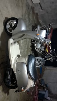 دراجه عبدالحليم للبيع نظيف اي عيب مابي للاستفسار 07703288077