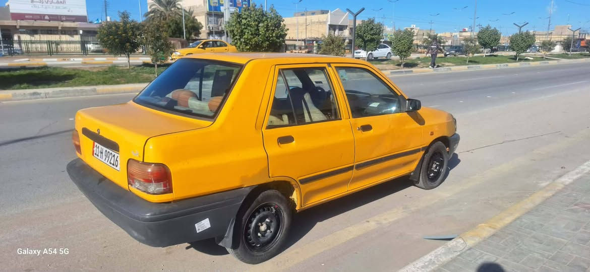 سايبه مديل 18بسمي  رقم بغداد انكليزي سعرها ب45 وبيها مجال للشراي مكينه وكير مكفولات شواصي مكفوله مابيه خياسات بس خشم جاملغ الامامي مصبوغ مكانه كربلاء ***********
‏‪***********‬‏
