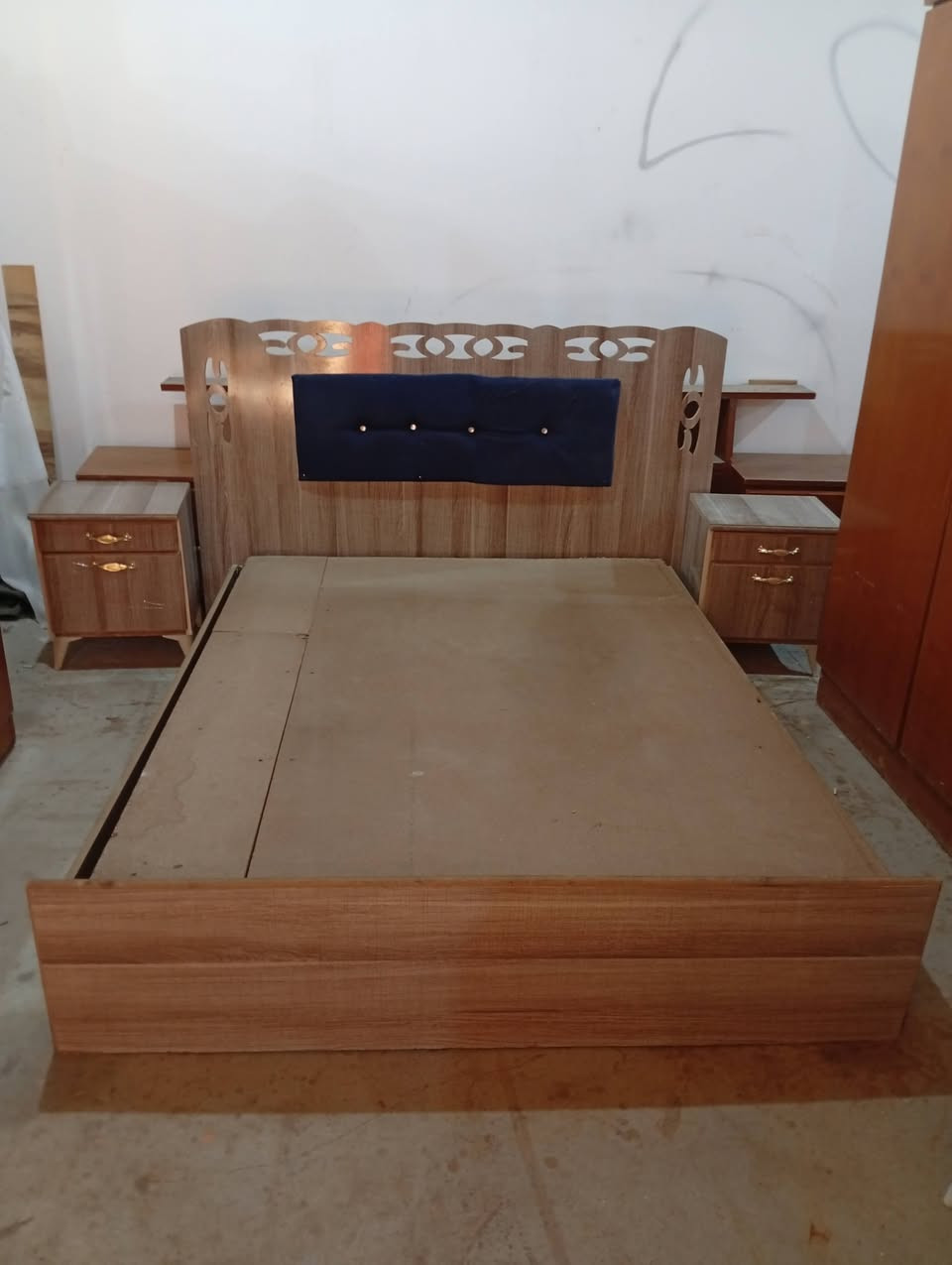 غرفة نوم 6قطع325للستفسار***********
