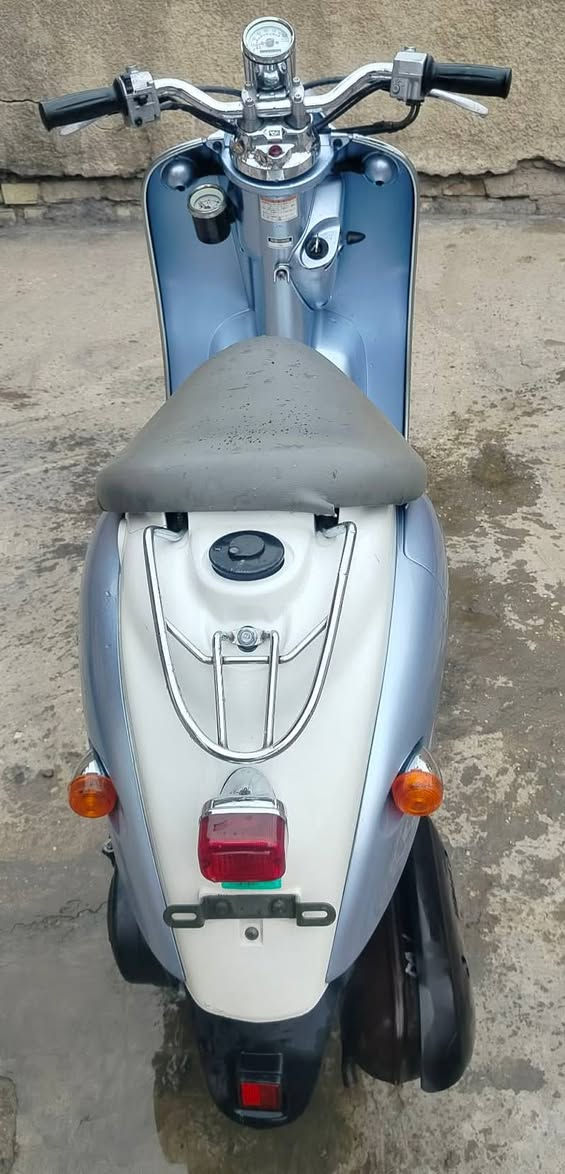 السلام عليكم للبيع اكلاسك جديده بمعنا الكلام مكفوله من كلشي تجي وتشوف ابعينك شلعه معدل دراجه رمبه مامشتغله اوجديده بمعنا الكلام الدراجه قطعه كلش جديده السعر800العنوان بغداد الكماليه للستفسار ***********
