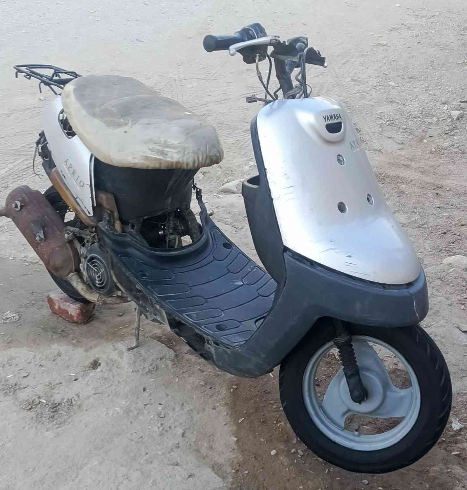 السلام عليكم دراجاه لبيع مكينه مفتوحه مره وحده الشاصي مكطوم ولحمته من يم الكابريتر  الدراجه ضاله وكفه سعره 125 وبيه مجال لشراي مكاني سوق الشيوخ الحكيكه وهذا رقمي ***********
