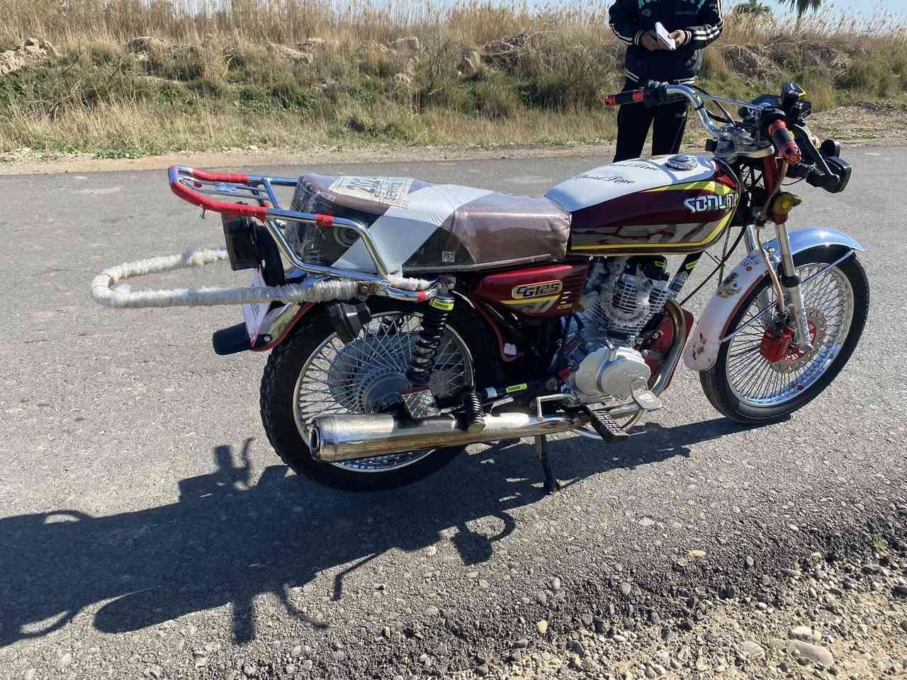 سلام عليكم تايكر 2024كفاله عامه دراجه جديده كله شغال المكان ديالى العنبكيه ناحيه السلام السعر ٦٥٠وبي مجال رقم الهاتف ***********
