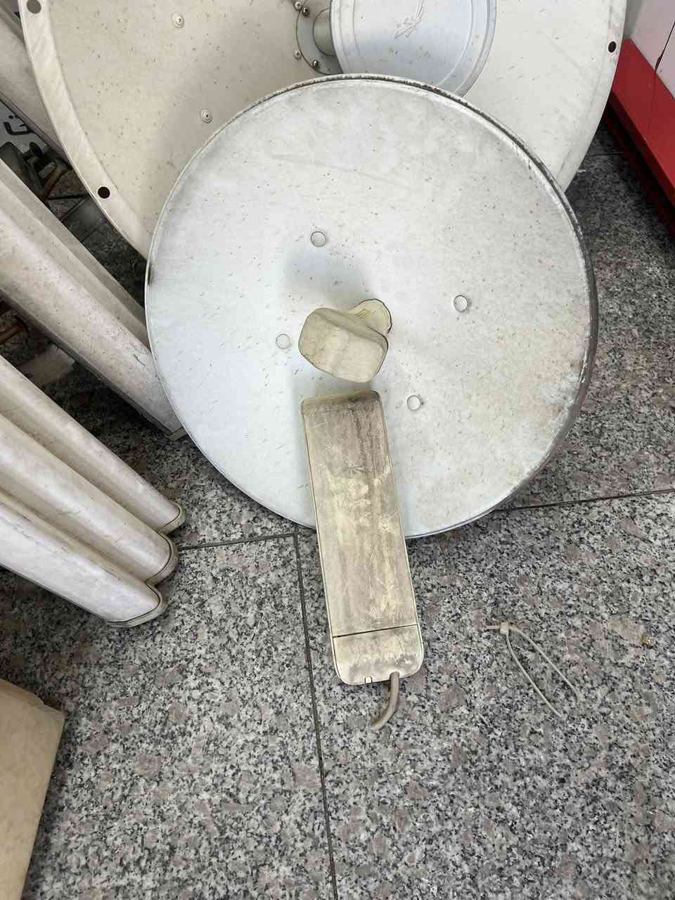 بيع شلعه وحده
سكاتر عدد 10
912 عدد 8
روكت xm عدد 4
دش حجم 3 عدد 2
بور برج عدد 1
نانو برج m5 عدد 1
نانو ستيشن m5 عدد 1


**إذا كنت صاحب هذا الإعلان وتريد حذفه لأي سبب، رجاءا أرسل رسالة إلى الدعم الفني**