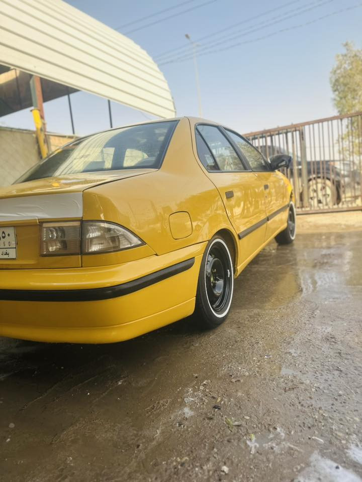 سمد موديل 2012
سياره جاهزه من كلشي مصفره هيه وغرمات 
رقم بغداد 
مكينه وكير وحداديه وتخم تايرات 
كفاله من ضربه عدا باب العبري مفتوح 

السعر 41وبيها مجال مكاني ديوانيه
***********
