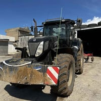 بۆفرۆشتن للبیح نیوهۆڵند 7030  مۆدیل 2008 مامفتوح برخی  حەمو قەلبی بەشە...